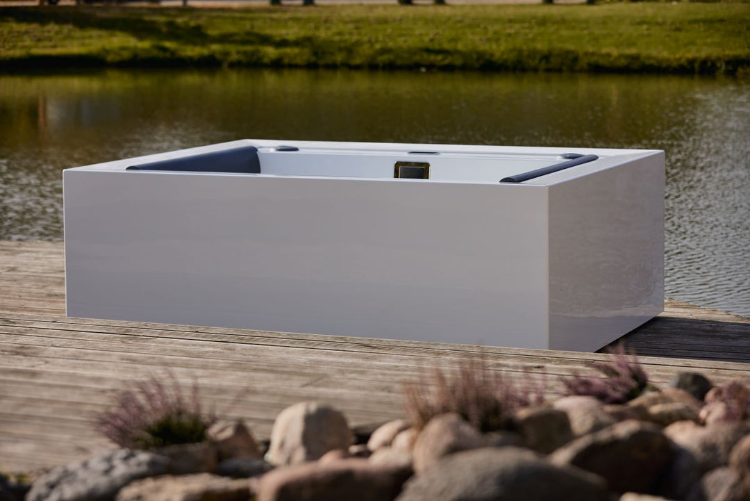 Downtown Spa with DurateX Cabinet