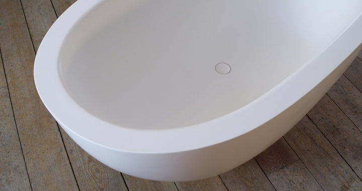 Karolina 2 Freestanding Solid Surface Bathtub