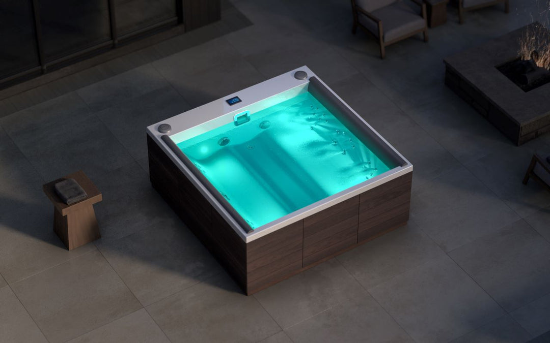 Downtown 2 Spa With Thermory Wooden Siding