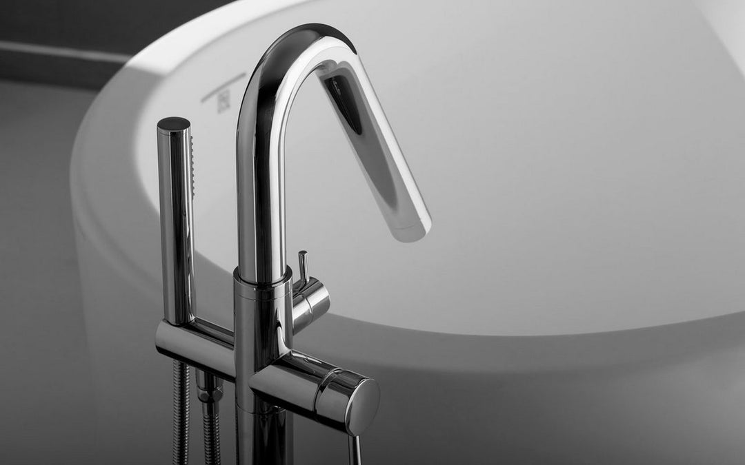 Colonna-120 Floor Mounted Tub Filler – Chrome