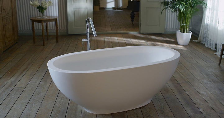 Karolina 2 Freestanding Solid Surface Bathtub