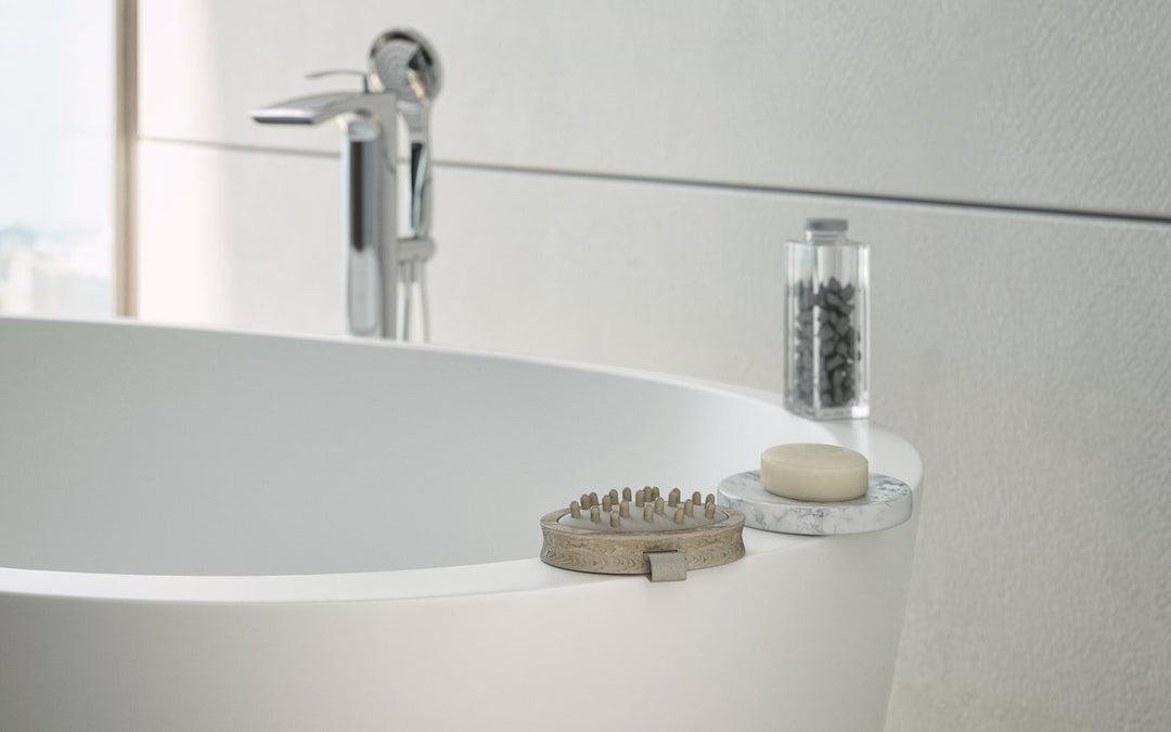 Spoon 2 Freestanding Solid Surface Bathtub