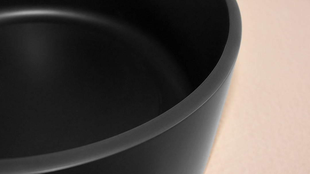 Solace-A Plus Black Round Vessel Sink