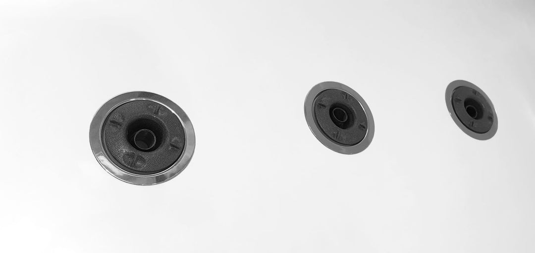 Downtown Built-In Spa