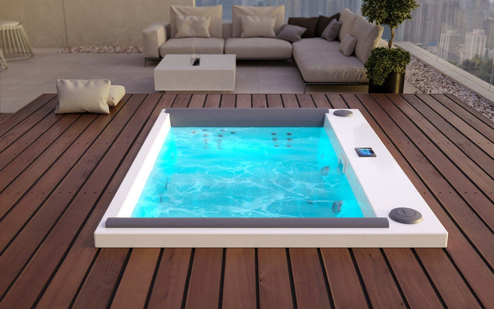 Downtown Built-In Spa