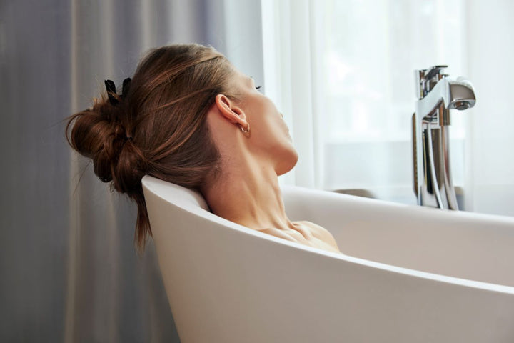 Lillian Freestanding Solid Surface Bathtub